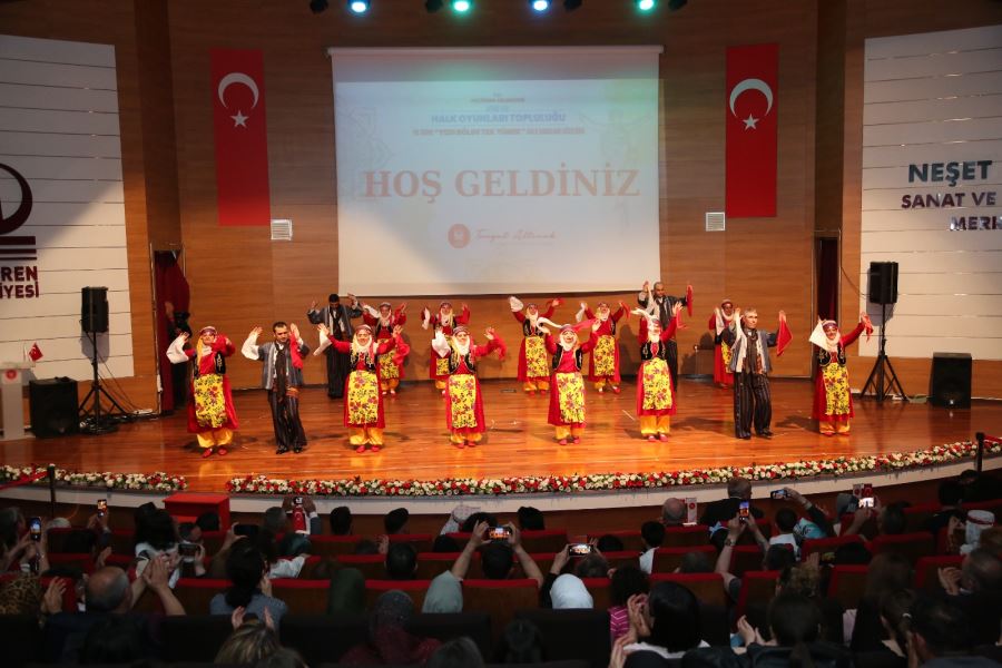KEÇİÖREN HALK OYUNLARIYLA ŞENLENDİ