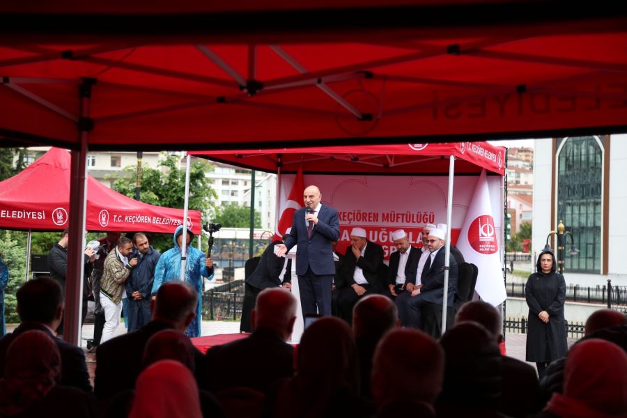 KEÇİÖRENLİ HACI ADAYLARI YOLCU EDİLDİ