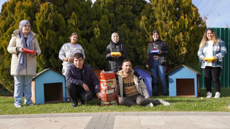 KEÇİÖRENLİ ÖZEL BİREYLERDEN İÇ ISITAN ETKİNLİK