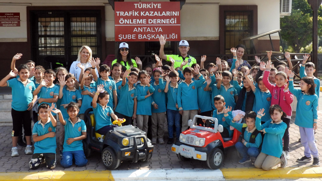 Kepez’de bugün dersimiz ‘Trafik’
