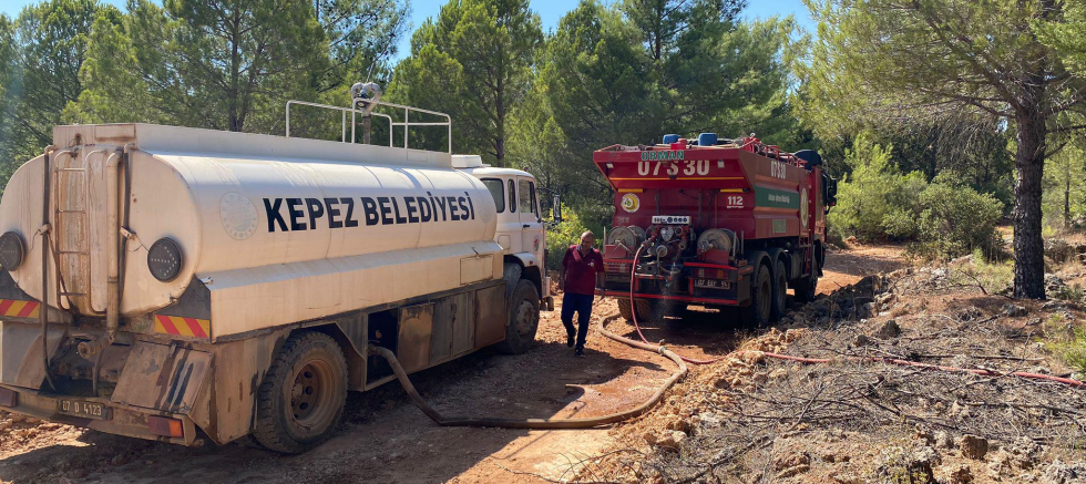 Kepez’de orman yangını felaketi ucuz atlatıldı - TÜRKİYE - İnternetin Ajansı
