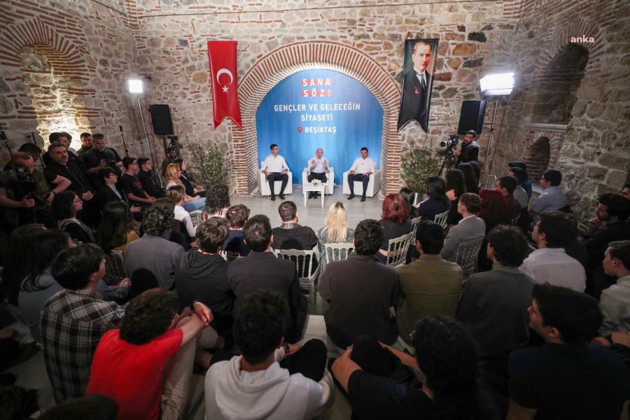 Kılıçdaroğlu A Takımındaki Genç Başkanlarla Gençleri Dinledi