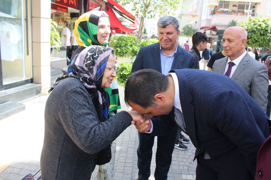 Kıratlı’dan Ramazan Bayramı mesajı