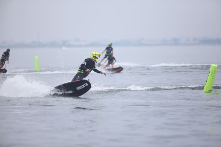 Kocaeli’de Türkiye Su Jeti ve Flyboard Şampiyonası heyecanı başladı