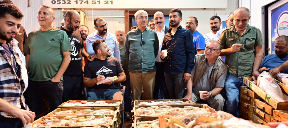 Kocagöz, balık mezadını yaptı - TÜRKİYE - İnternetin Ajansı