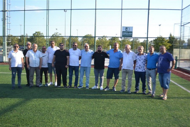 KÜÇÜK AYASOFYASPOR BAŞKAN VEKİLİ AKSU: HEDEFİMİZ ŞAMPİYONLUK - GÜNDEM - İnternetin Ajansı