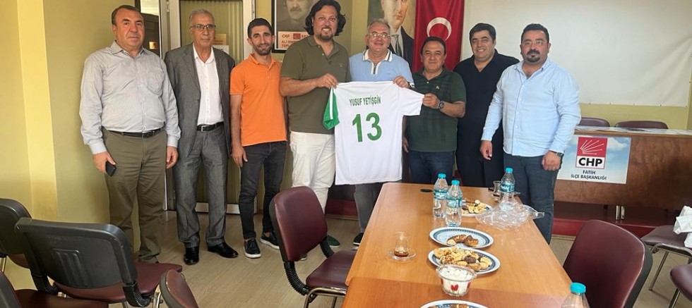 KÜÇÜK AYASOFYASPOR’DAN SİYASİ PARTİLERE ZİYARET - GÜNDEM - İnternetin Ajansı