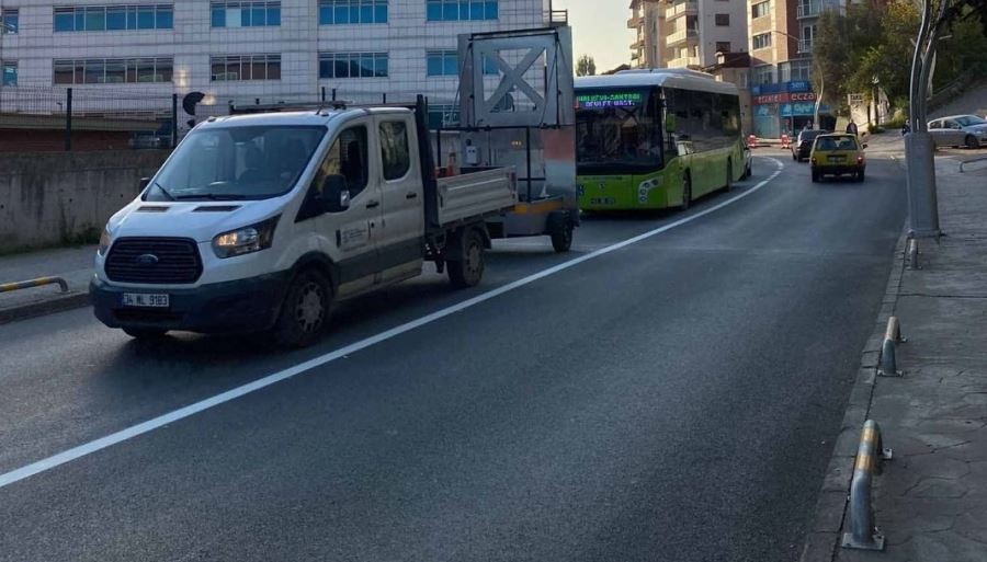 Kuruçeşme’de asfaltlamanın ardından yol çizgileri çekildi