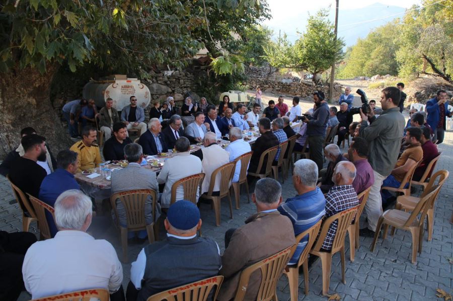 LÜTFÜ SAVAŞ: ALTYAPI VE ÜSTYAPI YAPMAYALIM DİYE BİZİMLE ÇOK UĞRAŞIYORLAR