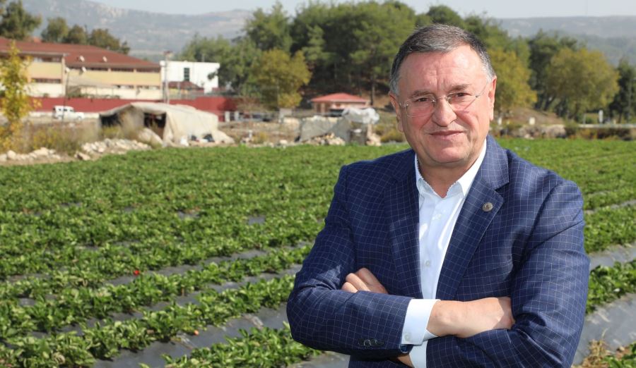 LÜTFÜ SAVAŞ: BİR KARIŞ TOPRAĞIMIZI NADASA BIRAKMA ŞANSIMIZ YOK