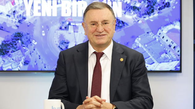 LÜTFÜ SAVAŞ: İKTİDARIN ELLERİNDEN GİDECEĞİNDEN KORKUYORLAR