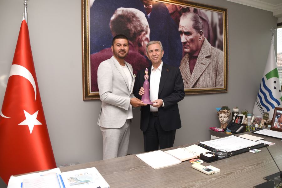 MANSUR YAVAŞ FOÇA’DA