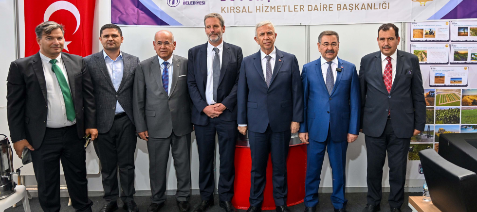 MANSUR YAVAŞ, TARIM FUARI AÇILIŞINA KATILDI - TÜRKİYE - İnternetin Ajansı