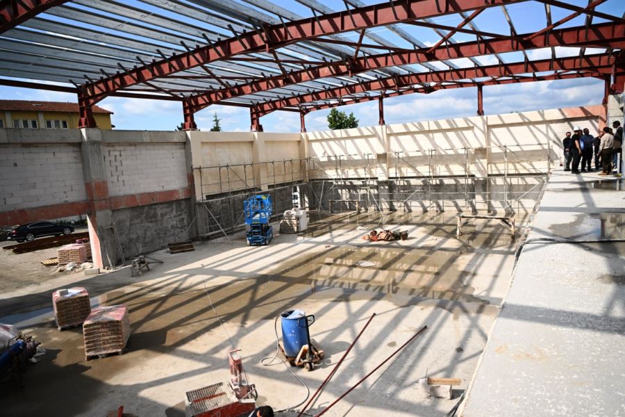MAŞUKİYE SPOR SALONU İNŞAATI HIZLA İLERLİYOR