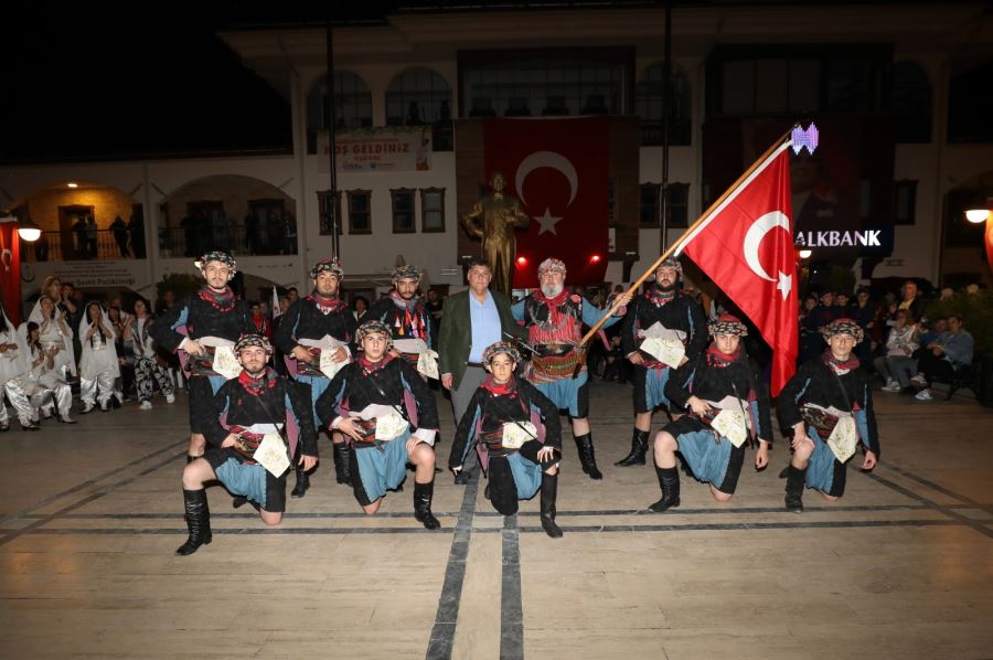 Menderes’te Coşkulu Festival Sona Erdi