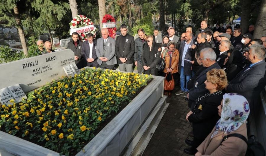 Merhum Başkan Mehmet Ali Büklü Mezarı Başında Anıldı
