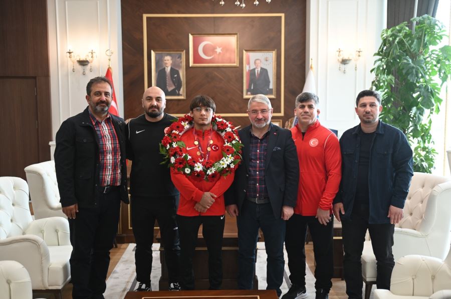 Mert İlbars, Çorum’un gururu oldu