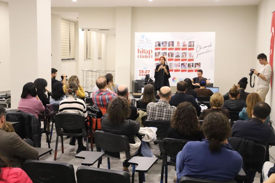 MİNE SÖĞÜT VE BARIŞ İNCE HATAY’DA OKURLARIYLA BULUŞTU