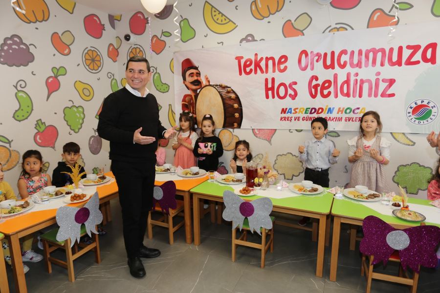 Minikler tekne orucu tuttu