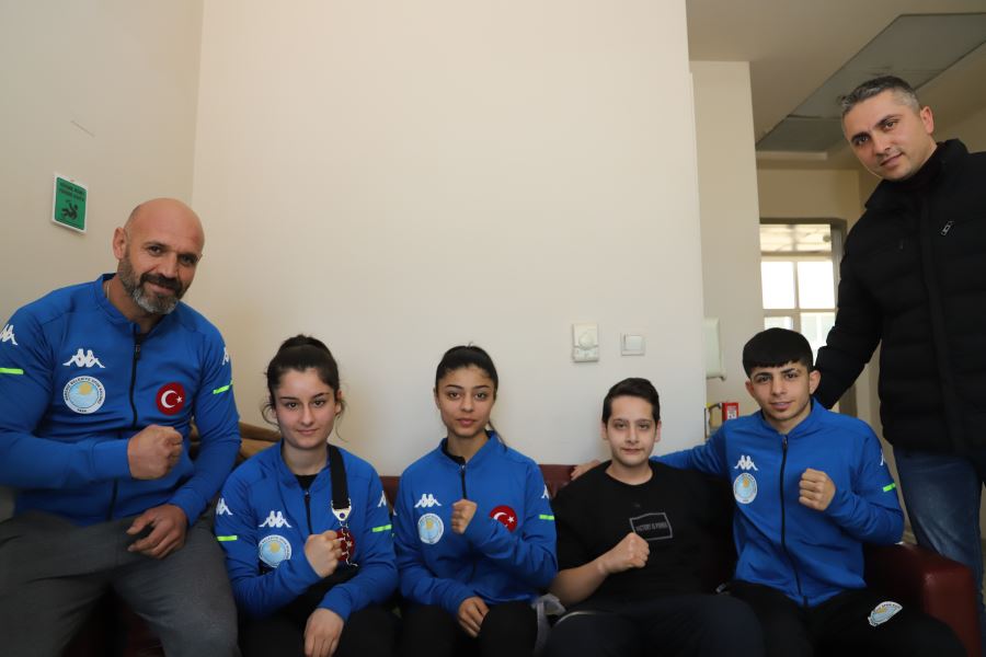 MUCİZE BURAK, AKDENİZ BELEDİYESPOR İLE ŞAMPİYONLUK HAYALİNE KAVUŞACAK