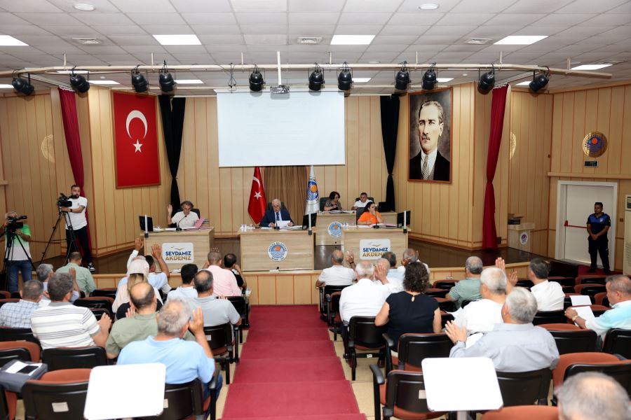 MUHALİF MECLİS ÜYELERİNDEN KUR’AN KURSUNA RET!