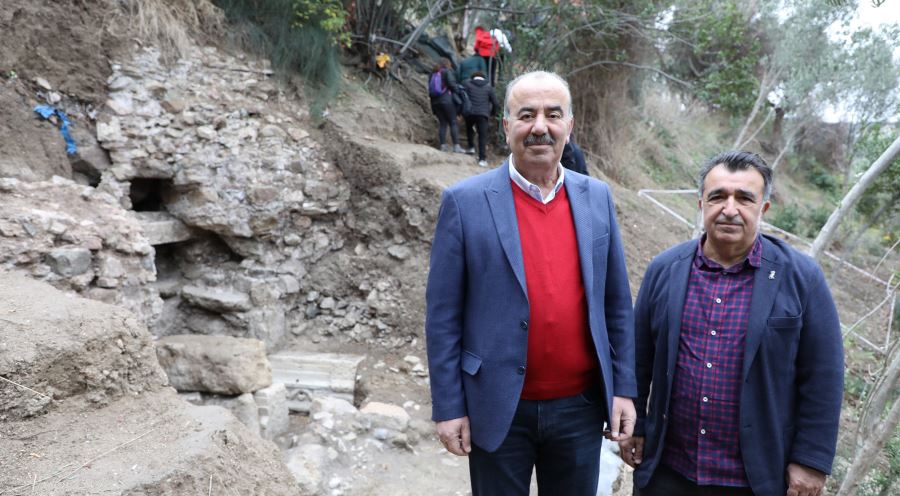 MYRLEİA ANTİK KENTİ YENİDEN GÜN YÜZÜNE ÇIKIYOR