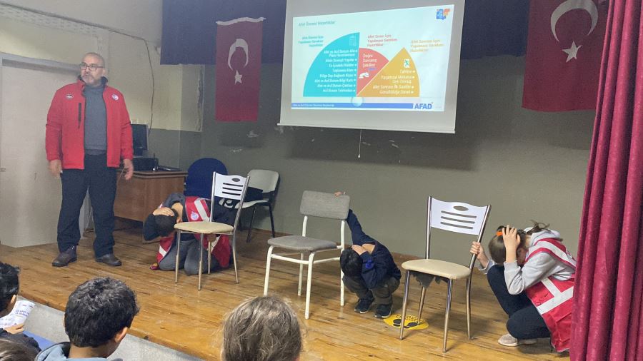 OBAK Afet Farkındalık Eğitimlerini Sürdürüyor