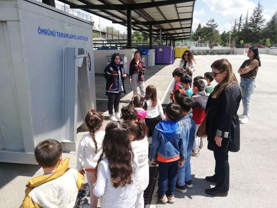 Öğrenciler, Atık Getirme Merkezi’ni gezdi