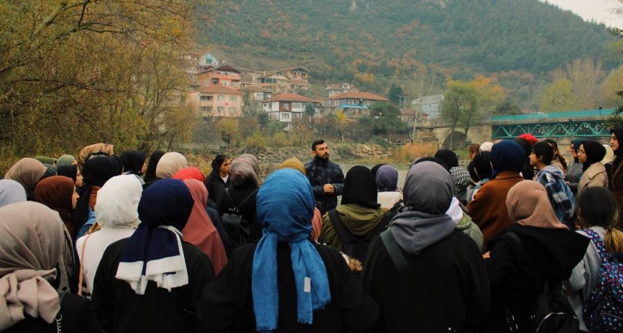 Öğrencilerin gezi rotası şehrin güneyi oldu
