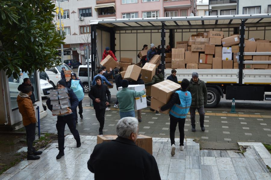 Orhangazi Belediyesi Deprem Bölgesine Dört Koldan Yardımlarını Sürdürüyor