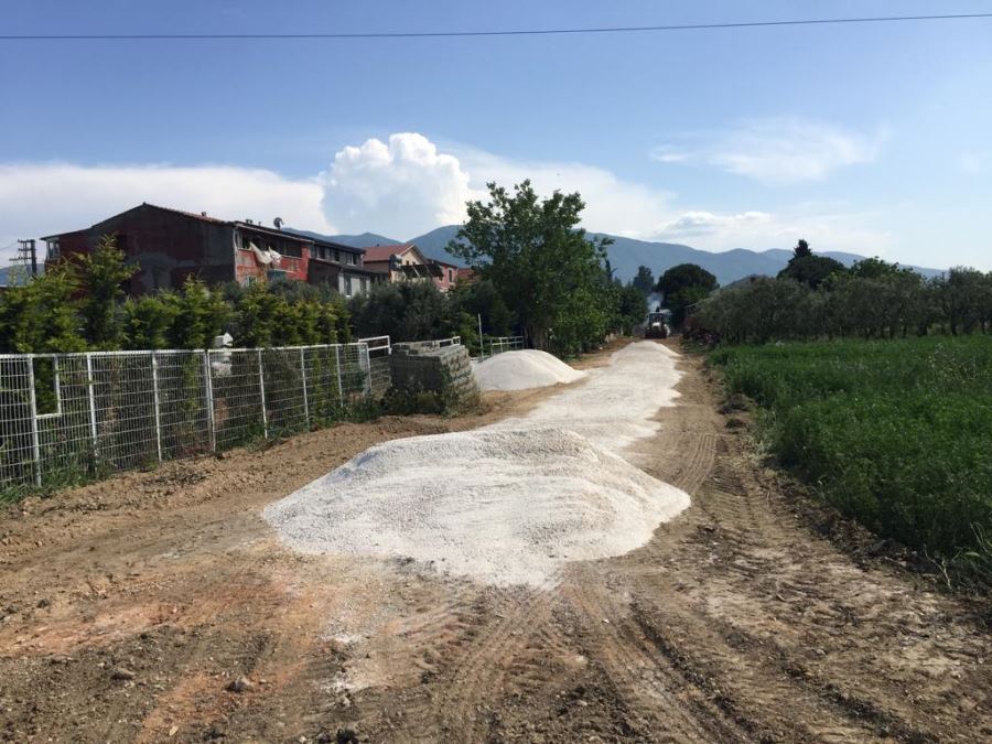 Orhangazi Belediyesi Fen İşleri Ekipleri Çevre Mahallelerde Çalışmalarını Sürdürüyor