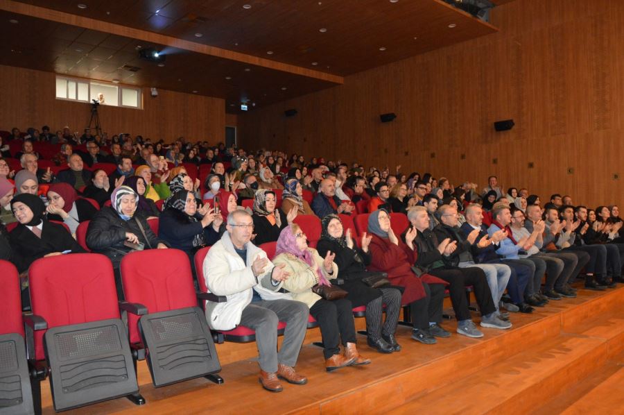 Orhangazi’de türkü şöleni