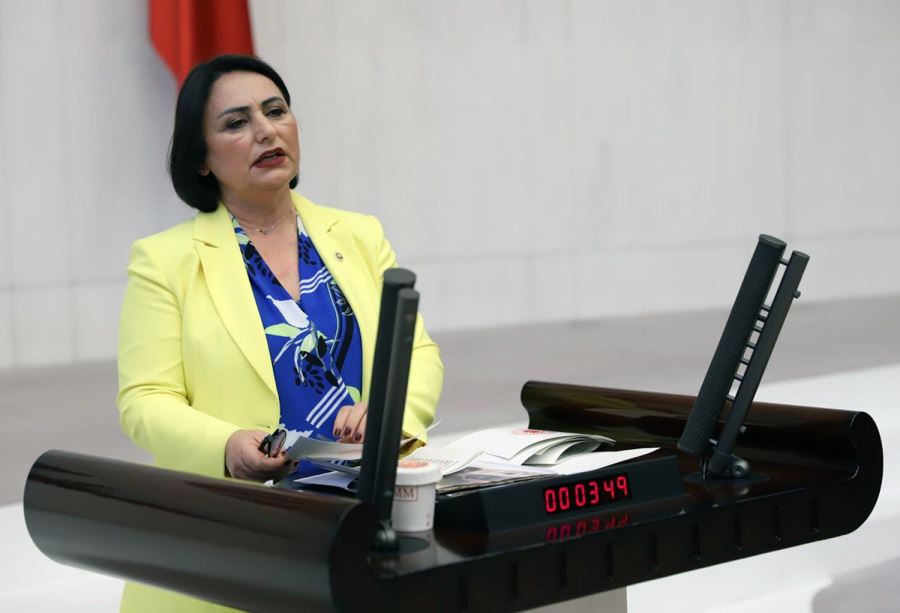 PTT şubesi, internet, elektrik yok!