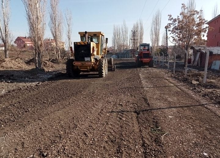 Pursaklar Büyüyor Yol Ağı Genişliyor