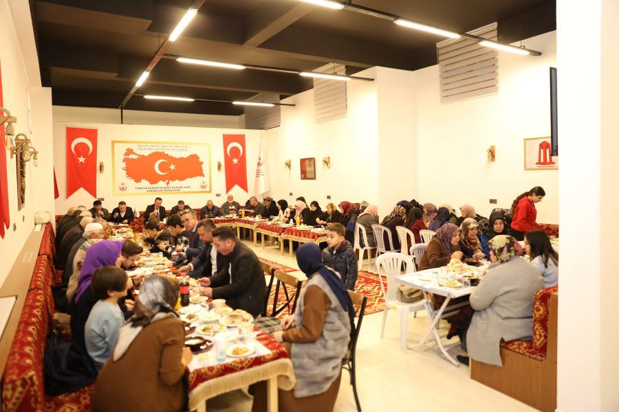 Pursaklar’da Şehit Aileleri ve Gazilerle İftar