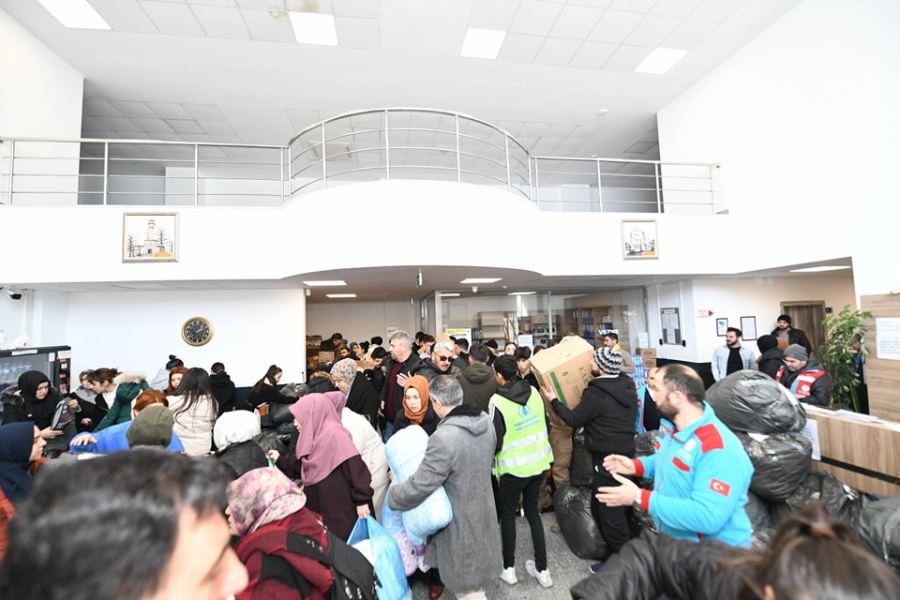 Pursaklar’ın Kalbi Deprem Bölgelerinde Atıyor