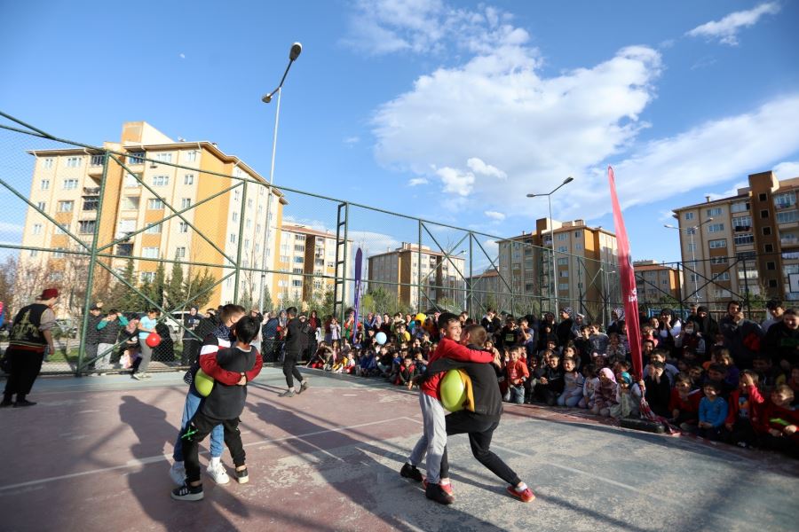 Ramazanda Mahalleler Şenleniyor