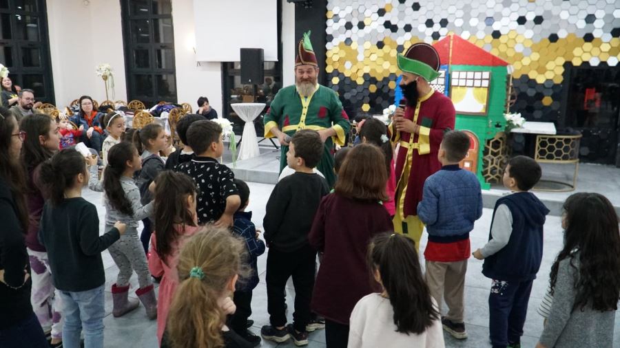 RAMAZAN'I RENKLENDİREN NEŞELİ ÇOCUK SESLERİ BU KEZ YAZLIK'TAN YÜKSELDİ