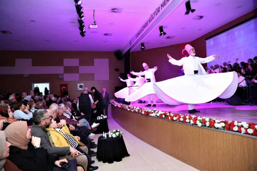 RAMAZAN'IN MANEVİ HAZZI TASAVVUF MÜZİĞİ KONSERİNDE YAŞANDI