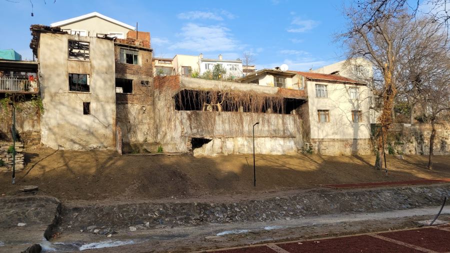 Riskli yapılar ortadan kaldırılıyor