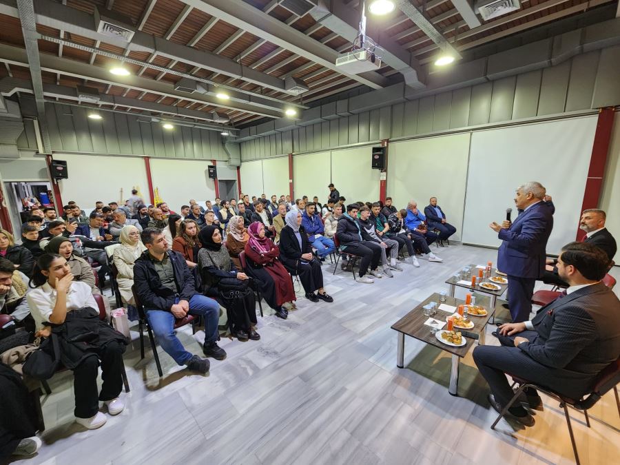 Sadettin Hülagü, Gölcüklü gençlerle buluştu