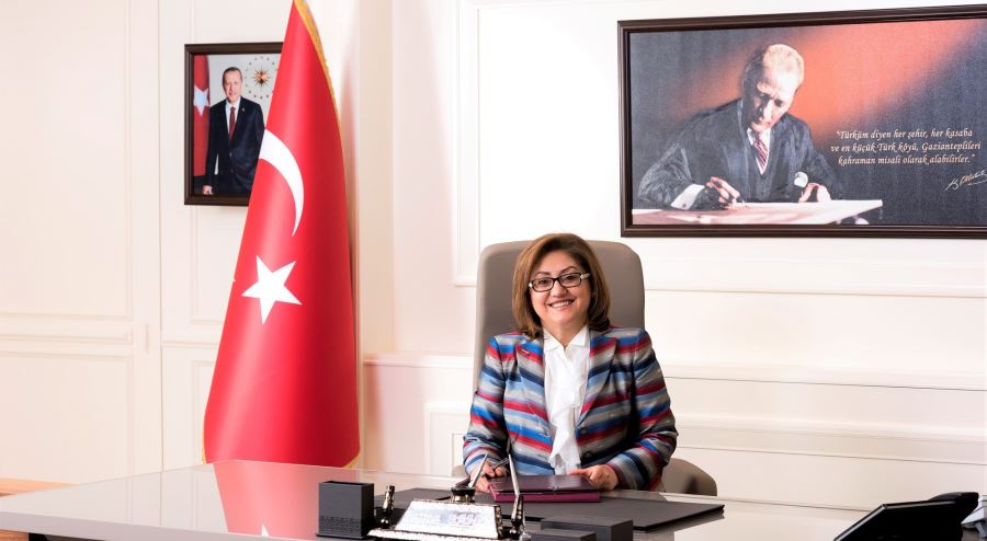 ŞAHİN: “İLİM VE BİLGİDE ÜSTÜNLÜĞÜ KAYBEDEN BİR MİLLETİN, KENDİNİ GELİŞTİRMESİ VE REFAH SEVİYESİNİ YÜKSELTMESİ İMKANSIZDIR”