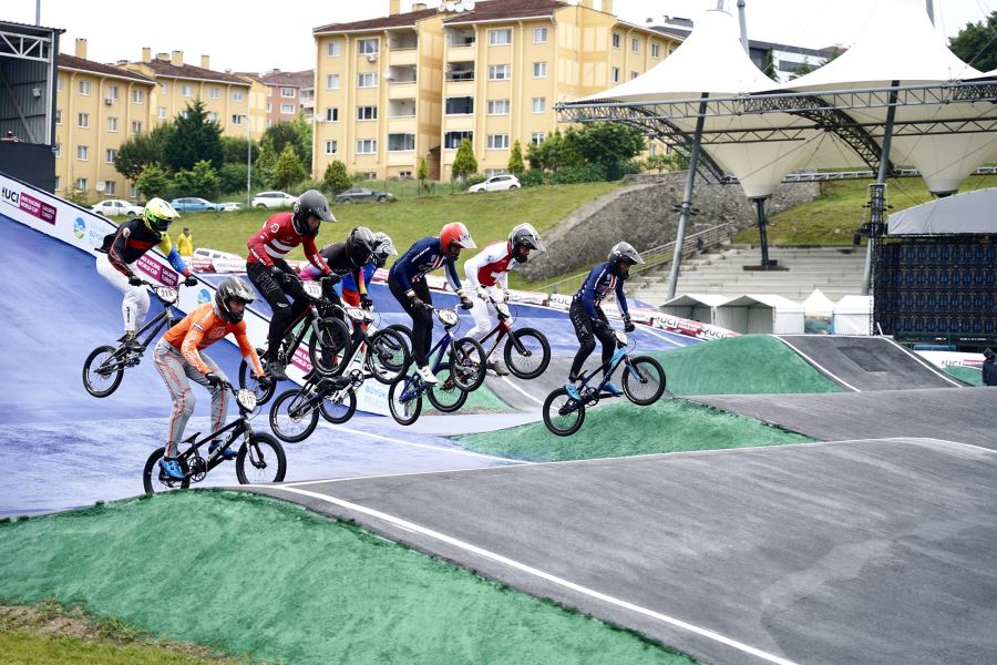 Sakarya’da BMX World Cup heyecanı: Dünyanın en iyileri vadide pedal çeviriyor