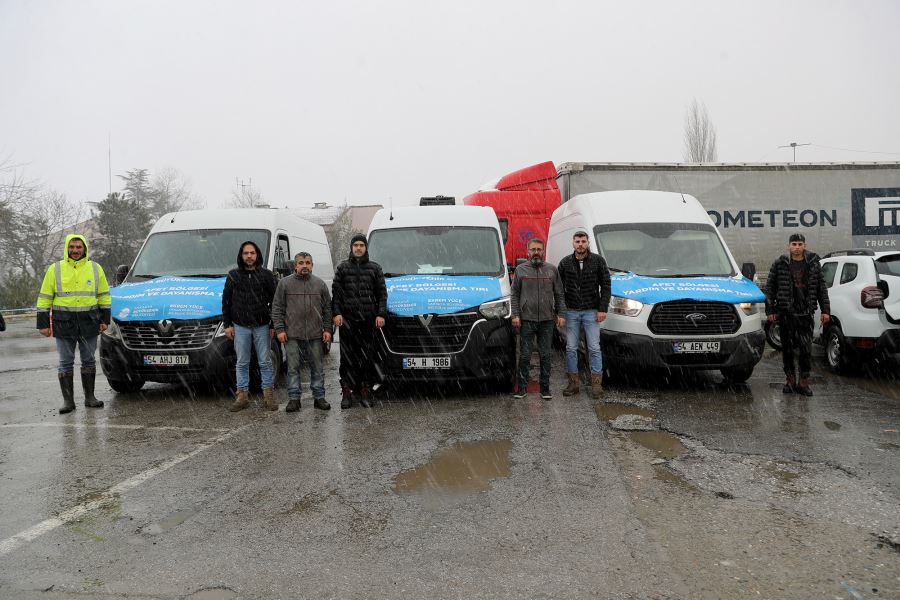 Sakarya’dan yardım kampanyasına büyük destek 40 tır afet bölgesine gitti