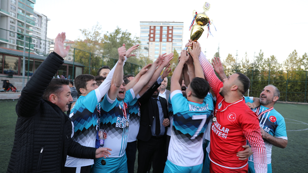 Şampiyon Pursaklar Belediye Spor