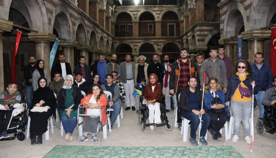 Sanat İçin Ben De Varım öğrencileri eğitimlerine devam ediyor