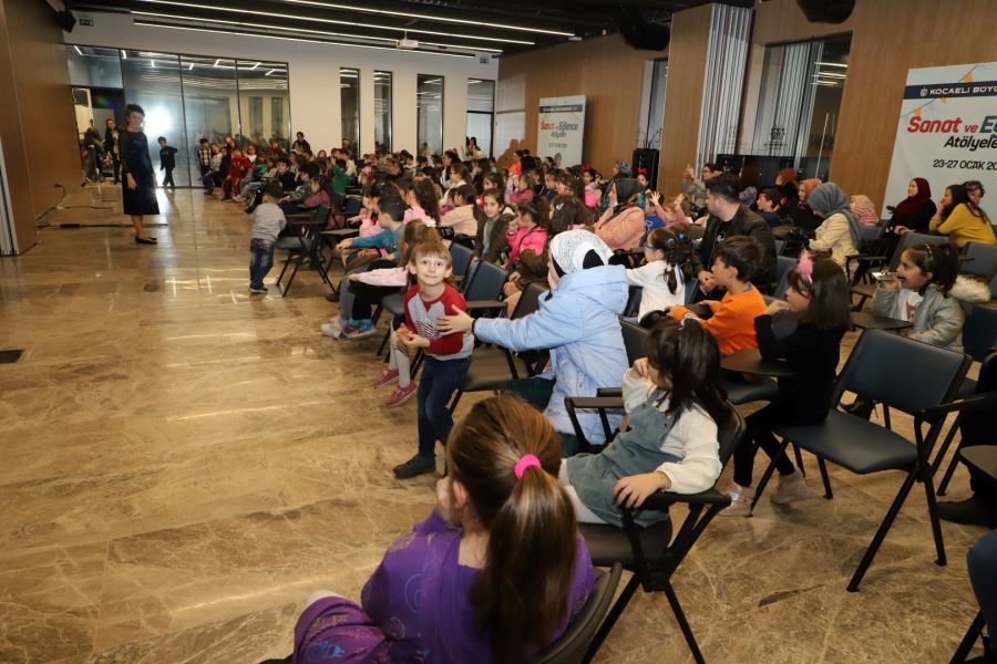 Sanat ve eğlence atölyeleri neşe kaynağı