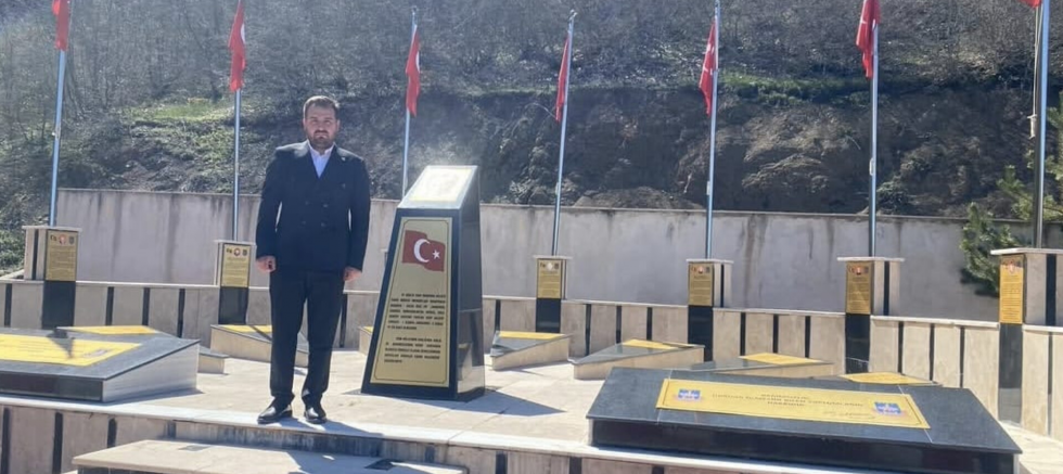 Sazak Şehitleri Unutulmadı: Yasin Çeltek’ten Anlamlı Ziyaret - GÜNDEM - İnternetin Ajansı