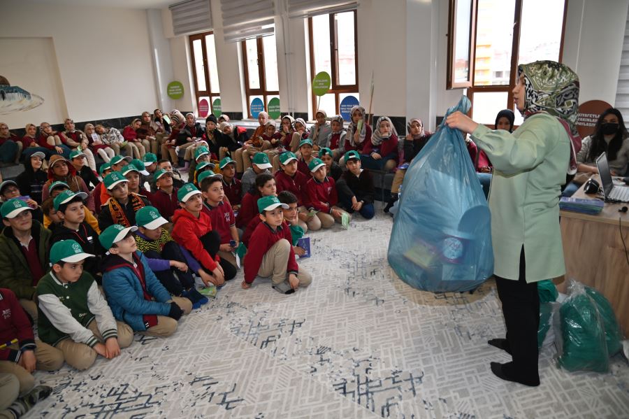 SELÇUKLU’DA “SIFIR ATIK” BİLİNCİ EĞİTİMLERLE DAHA DA ARTIYOR