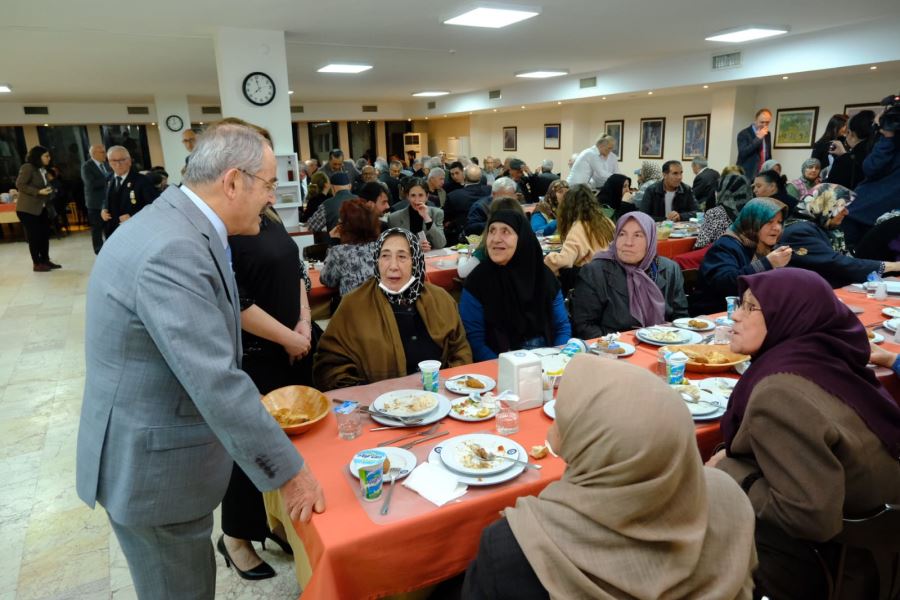 “SİZLER BİZİM BAŞ TACIMIZSINIZ”